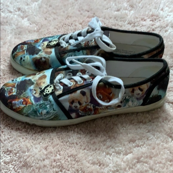 The Bradford Exchange Animal Print Shoes - Picture 2 of 6